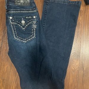 Miss me boot cut jeans. Great condition